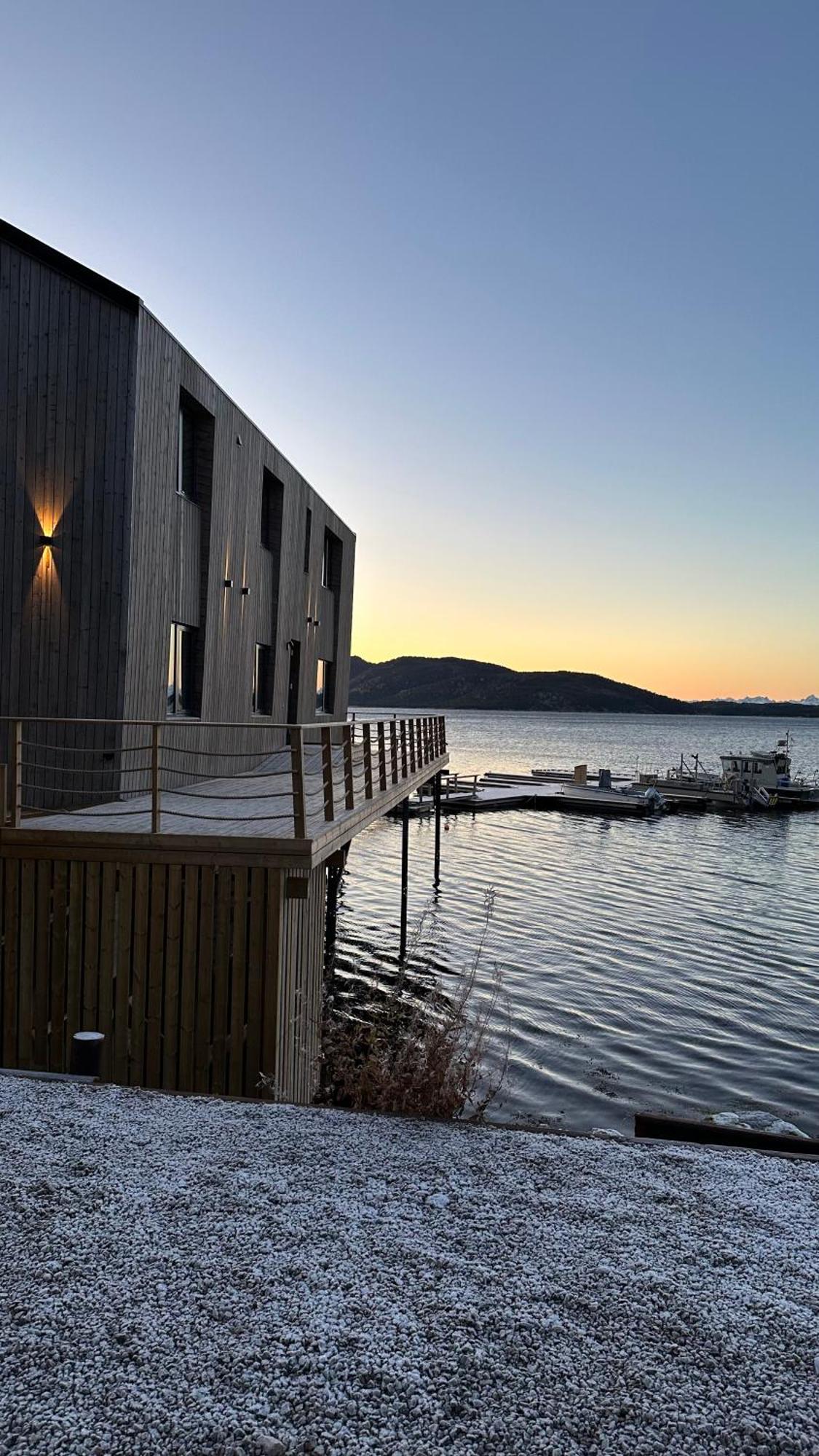Hotel Base Camp Hamaroy Sorkil Exterior foto